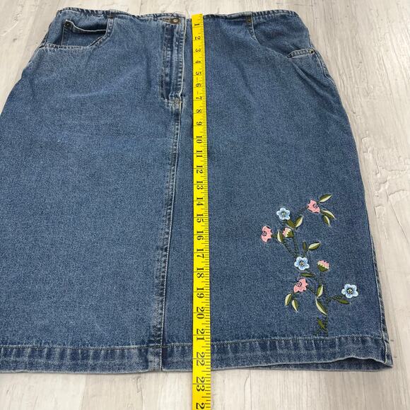 Bugle Boy Floral Embroidered Blue Denim Pockets Cottage Summer Vintage Skirt 16 - Picture 9 of 9